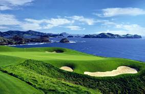 http://roundwego.com/wp-content/uploads/2012/01/Kauri-Cliffs-Golf-Course-New-Zealand1.jpg